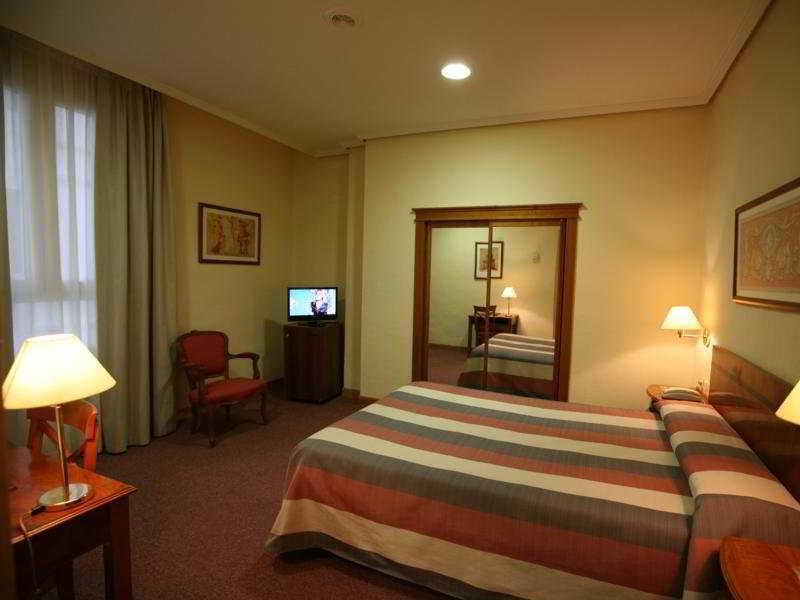 ホテル メディテラネオ バレンシア エクステリア 写真